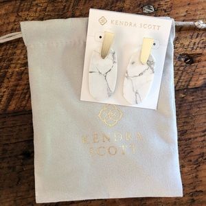 Kendra Scott Aragon Drop Earrings White Howlite